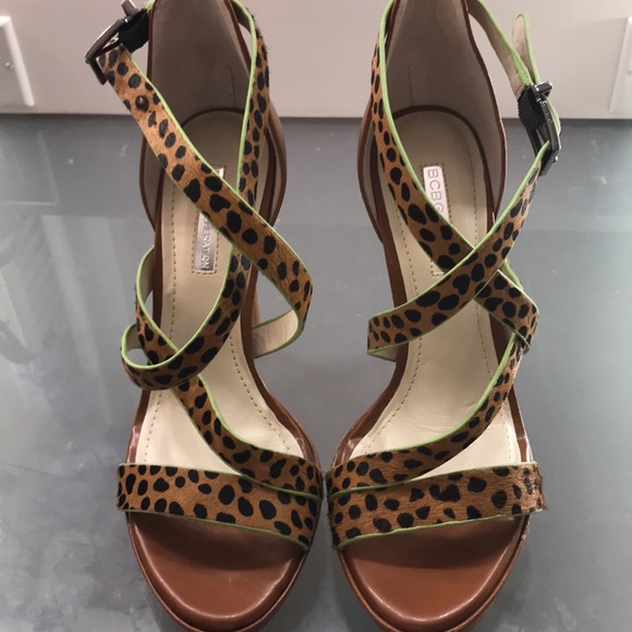 BCBG ENERATION HEELS - Picture 1 of 8